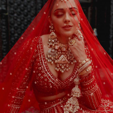 KAEVION  2.5 Meter Women Net Sequins Booti Bridal Dupatta With Sequins Kiran Frill | Trail Dulhan Entry Wedding Dupatta | Heavy Net Women Dupatta For Traditional Dresses, Saree, Lehenga | Contrast Chunni