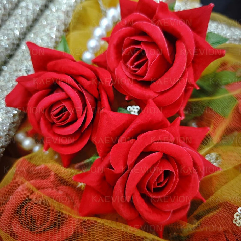 KAEVION Dulhan ki Entry Chaddar | Bridal Entry Odhani Ceremony | Bridal Entry Canopy with Red Rose Flowers & Pearl Latkan | Traditional Phoolon Ki Chadar