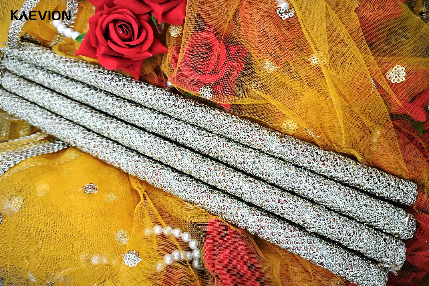 KAEVION 2 Mtr Phoolon ki Chaddar for Bridal Entry | Dulhan Welcome Dupatta | Wedding Canopy | Dulhan Doli | Gift for Women | Wedding Ceremony and Decor Prop, Decoration Item
