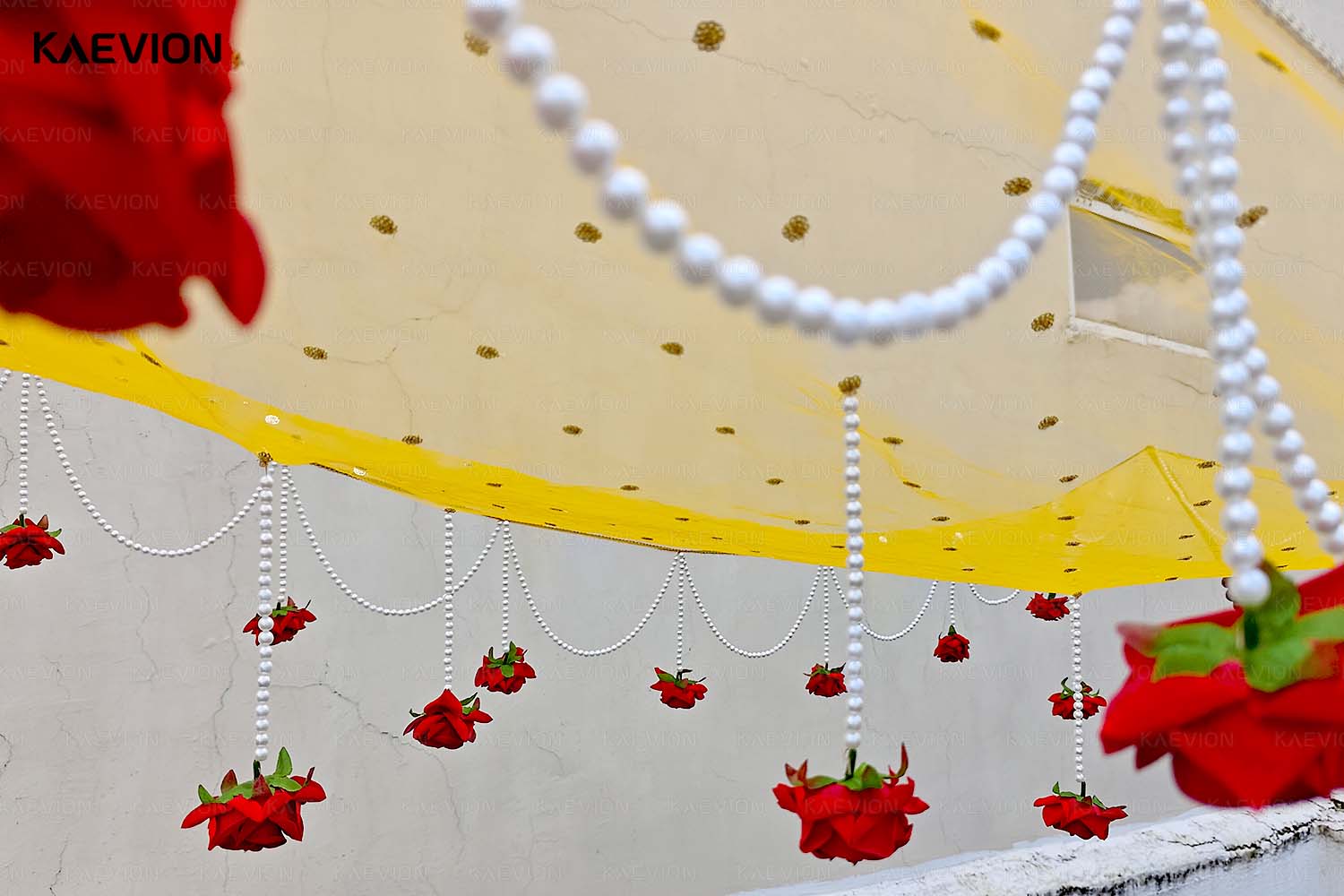 KAEVION 2 Mtr Phoolon ki Chaddar for Bridal Entry | Dulhan Welcome Dupatta | Wedding Canopy | Dulhan Doli | Gift for Women | Wedding Ceremony and Decor Prop, Decoration Item